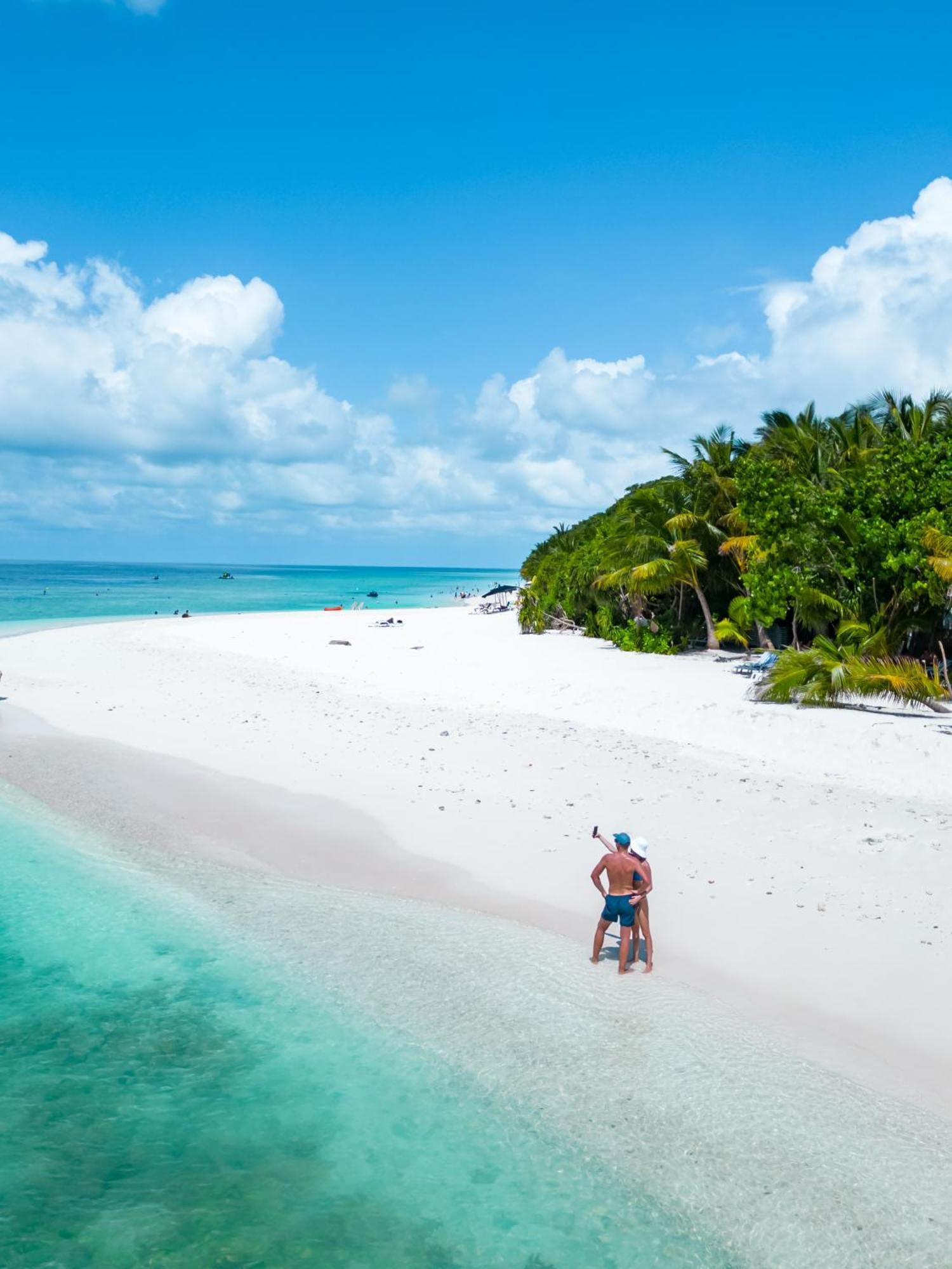 Ukulhas Villa Oceanview Hotel & Spa エクステリア 写真