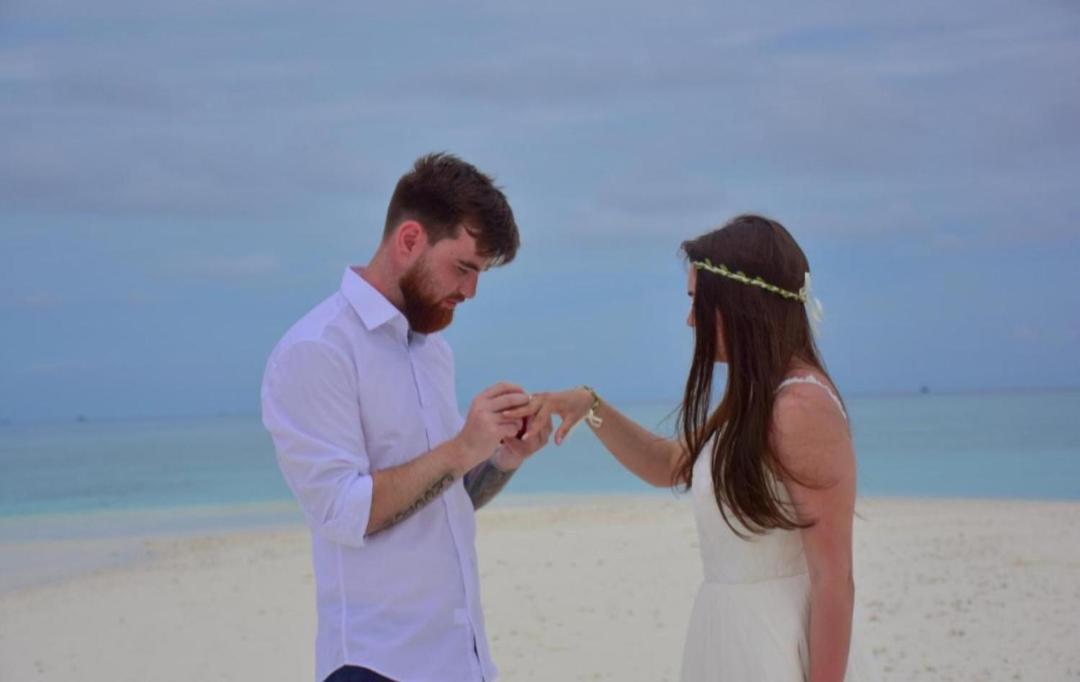 Ukulhas Villa Oceanview Hotel & Spa エクステリア 写真