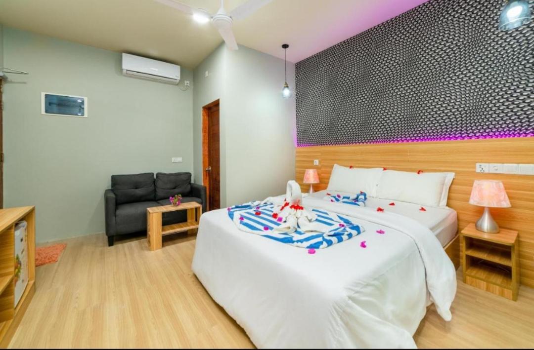 Ukulhas Villa Oceanview Hotel & Spa エクステリア 写真