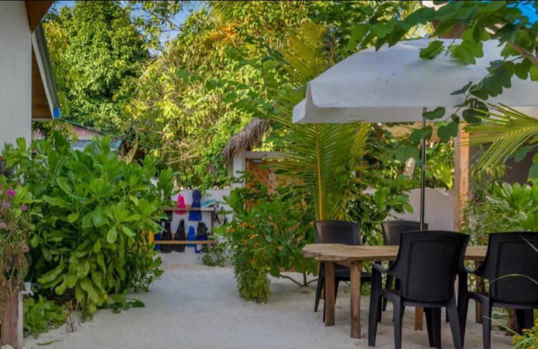 Ukulhas Villa Oceanview Hotel & Spa エクステリア 写真